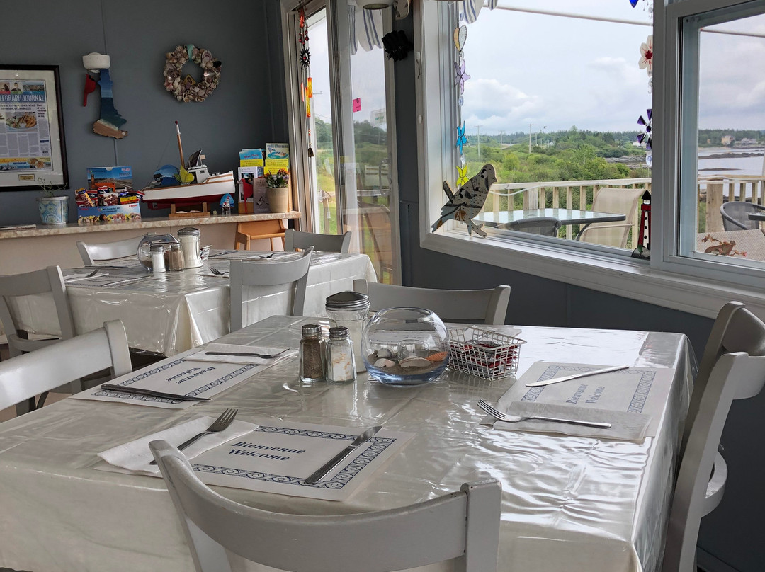 Baybreeze Restaurant & Motel主图