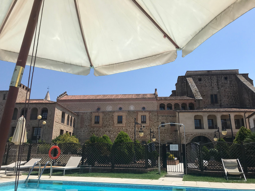 普拉森西亚旅馆主图