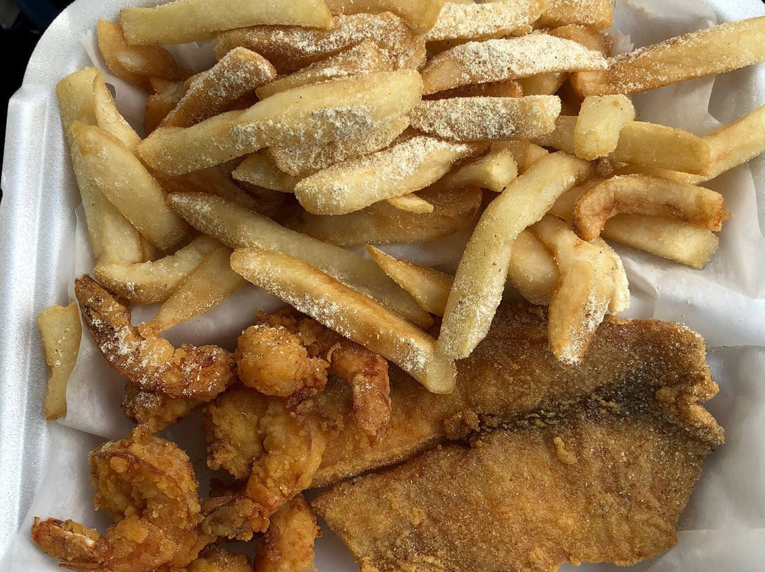 Carol City餐馆和美食-Snappers Fish and Chicken