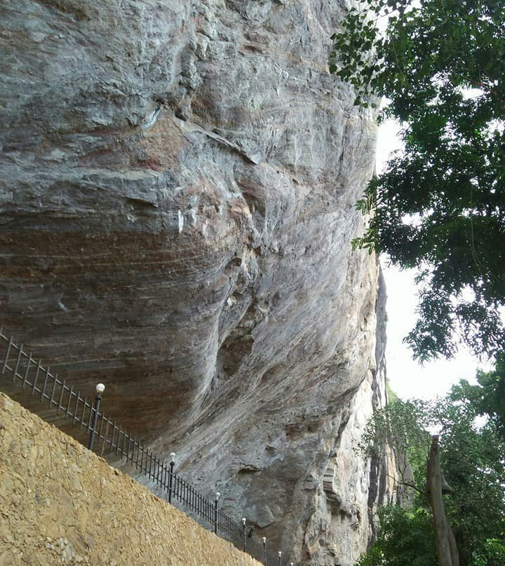 Fa Hien Caves-卡卢特勒必去景点