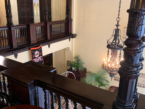 五月花酒店主图