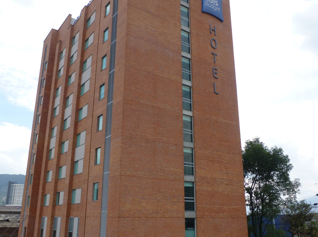 宜必思快捷麦德林 Itagüí 地铁站酒店主图