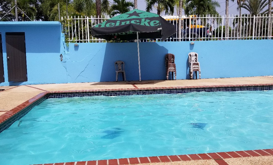 Centro Recreativo & Restaurante El Rancho-Corozal必去景点