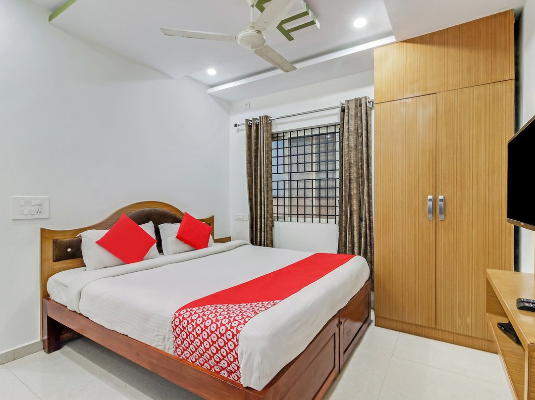 OYO 28303 Yesh Comforts主图