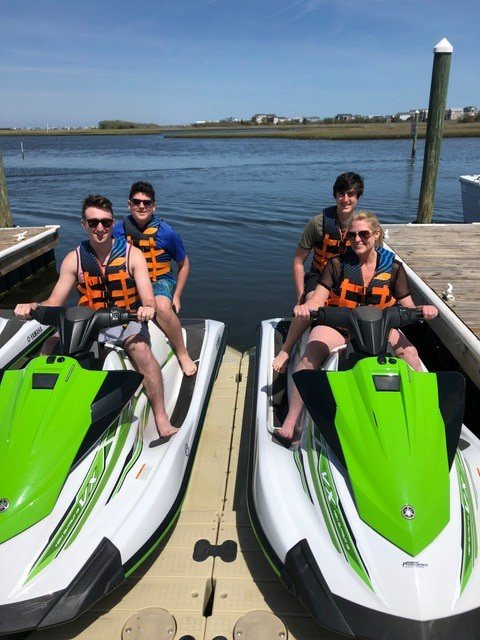 Surf City Jet Ski & Watersports景点图片
