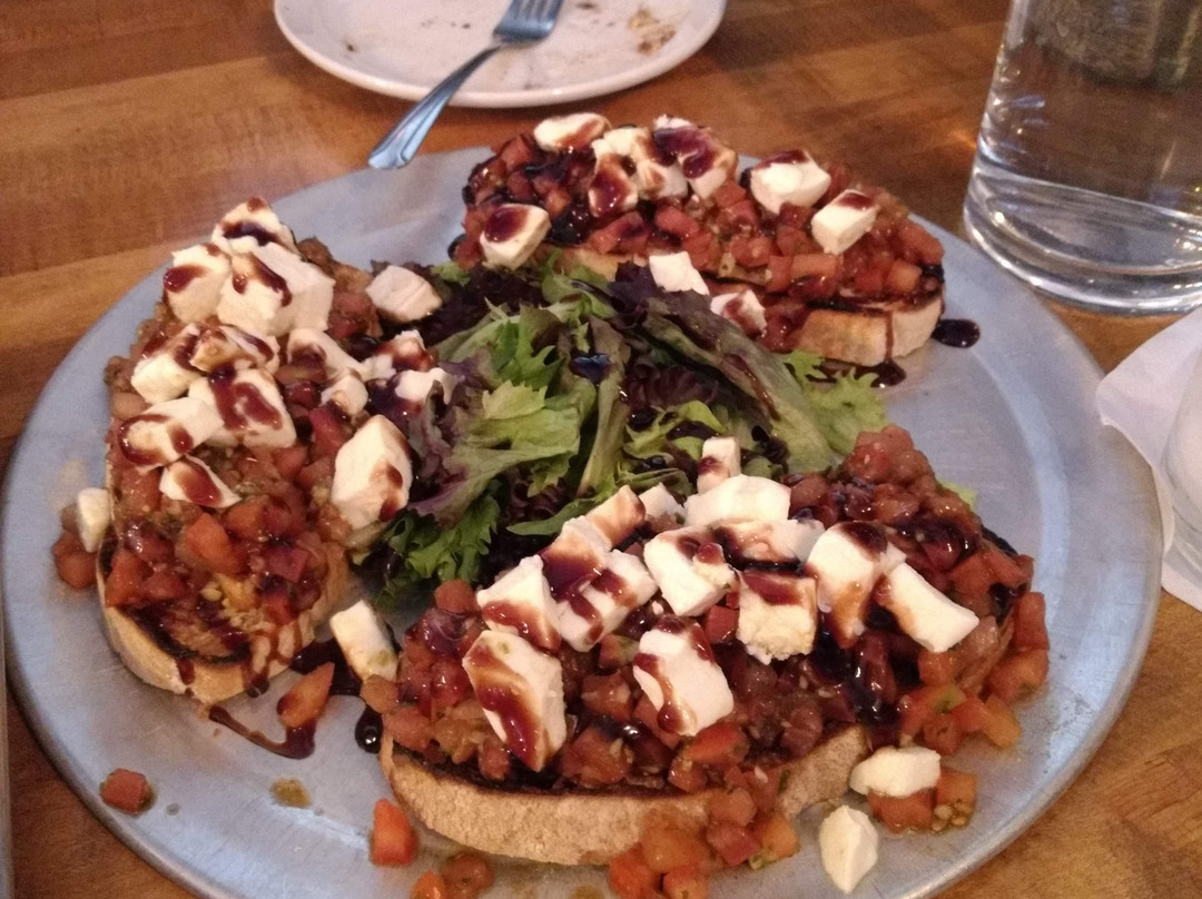 Roosevelt Park餐馆和美食-Next Door Cocktails & Company