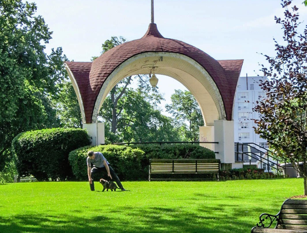 Montebello Park-圣凯瑟琳斯必去景点