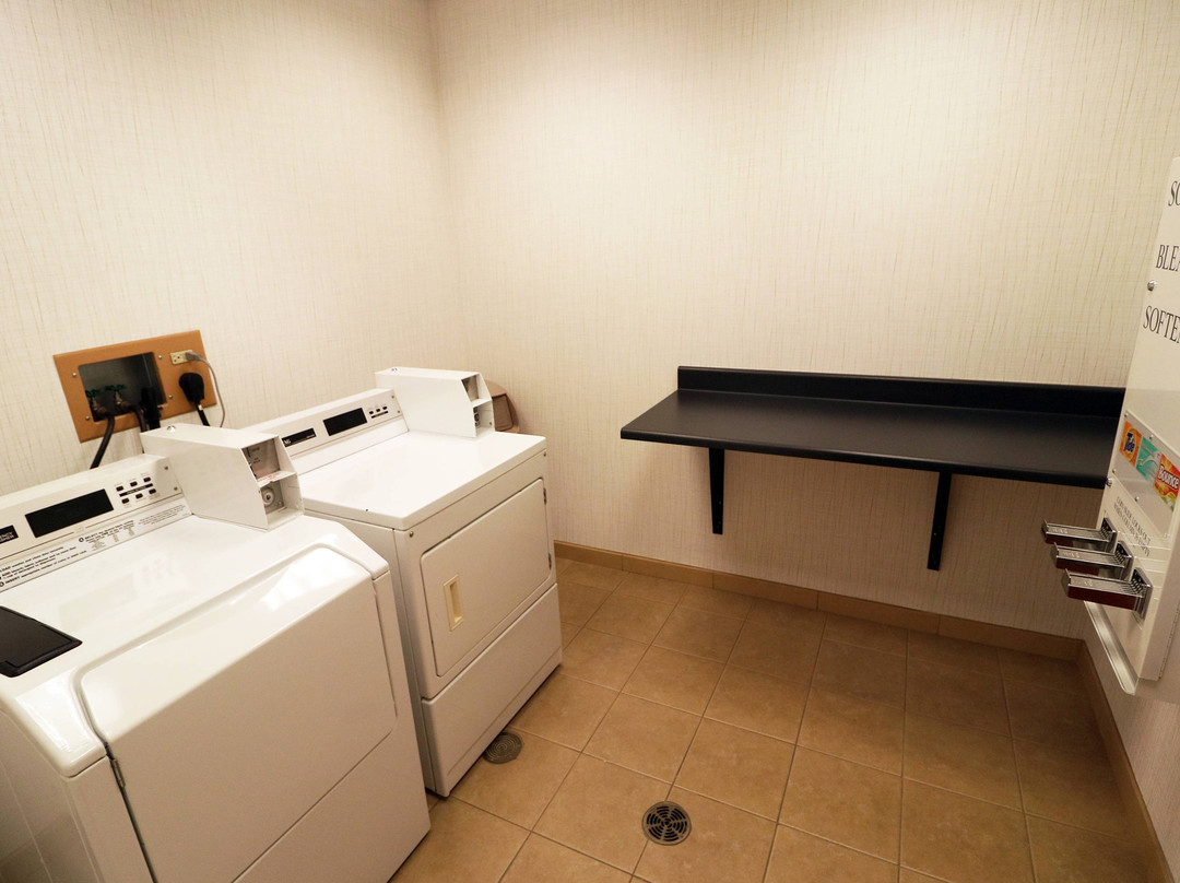 Fairfield by Marriott Inn & Suites Des Moines Airport主图