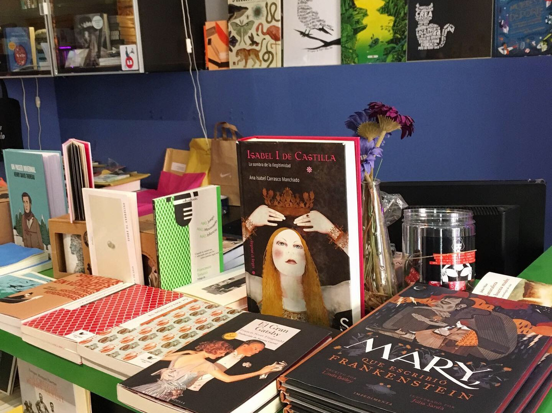 Libreria La Puerta de Tannhauser-Plasencia必去景点