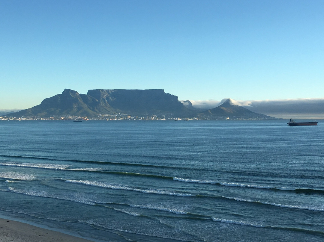 Blaauwberg Beach Hotel主图