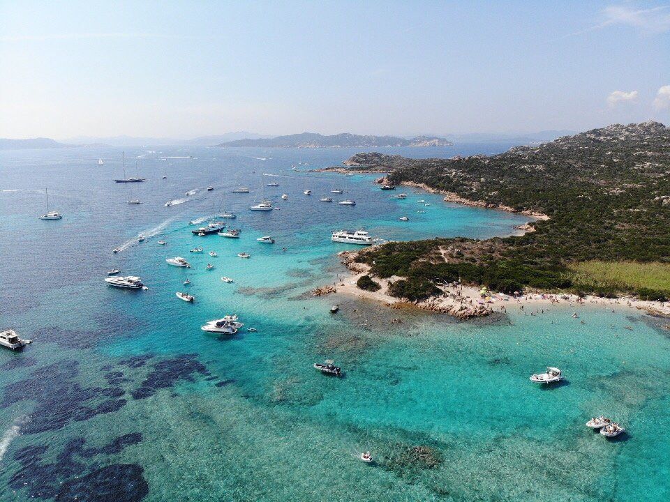 Spiaggia di Cavalieri-Budelli必去景点