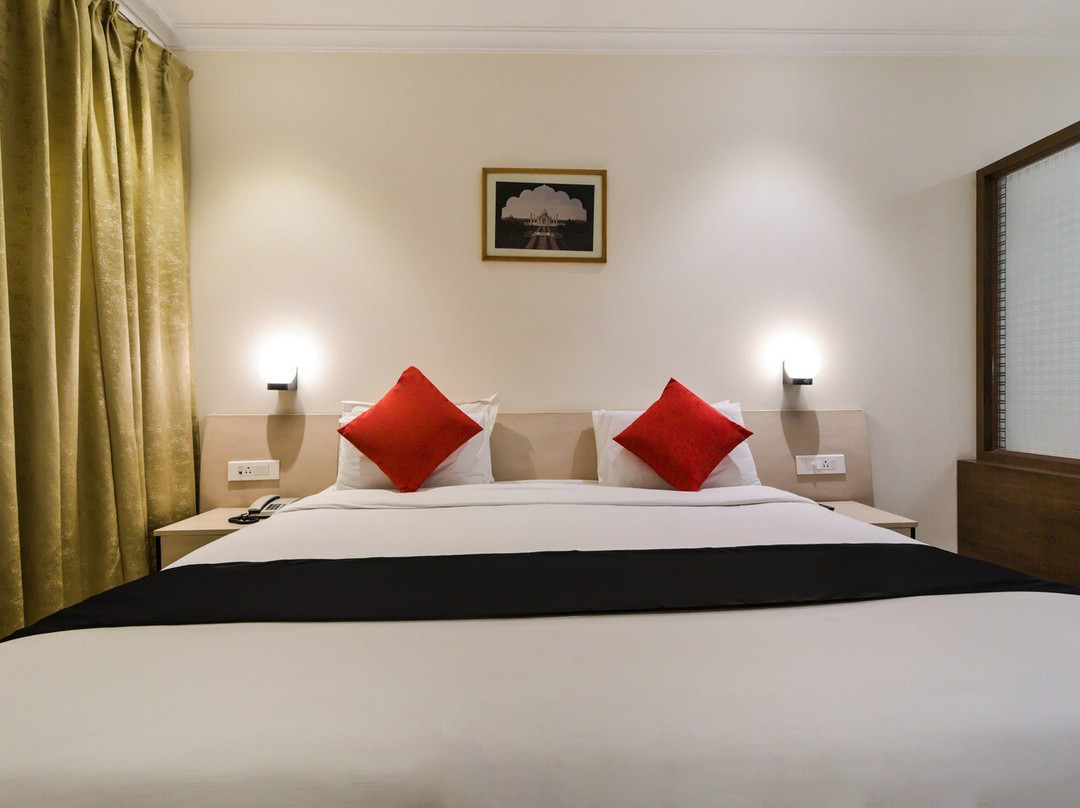 豪华大酒店主图