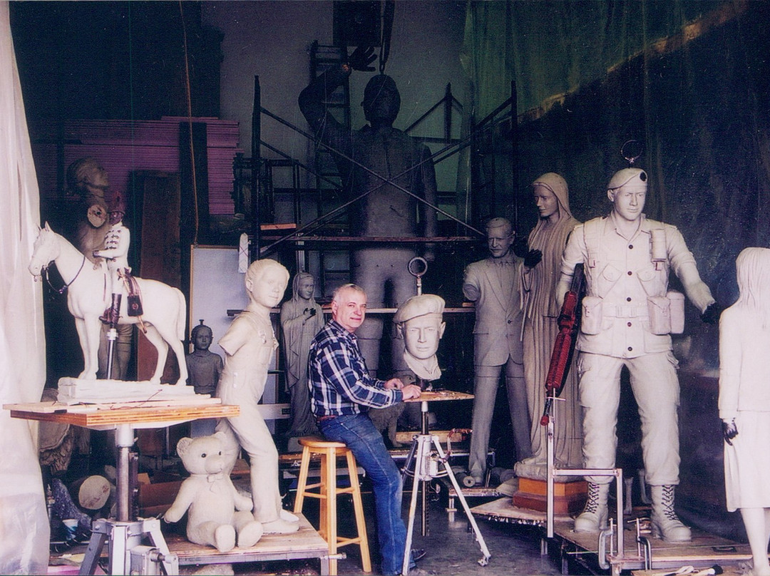 Studio West Bronze Foundry & Art Gallery-科克伦必去景点