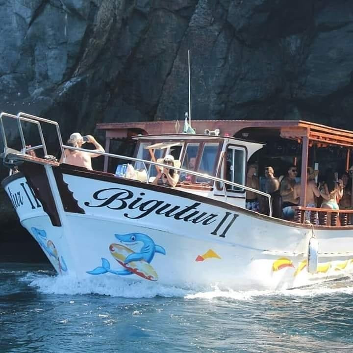 Embarcação Bigutur II-阿拉伊阿尔港必去景点