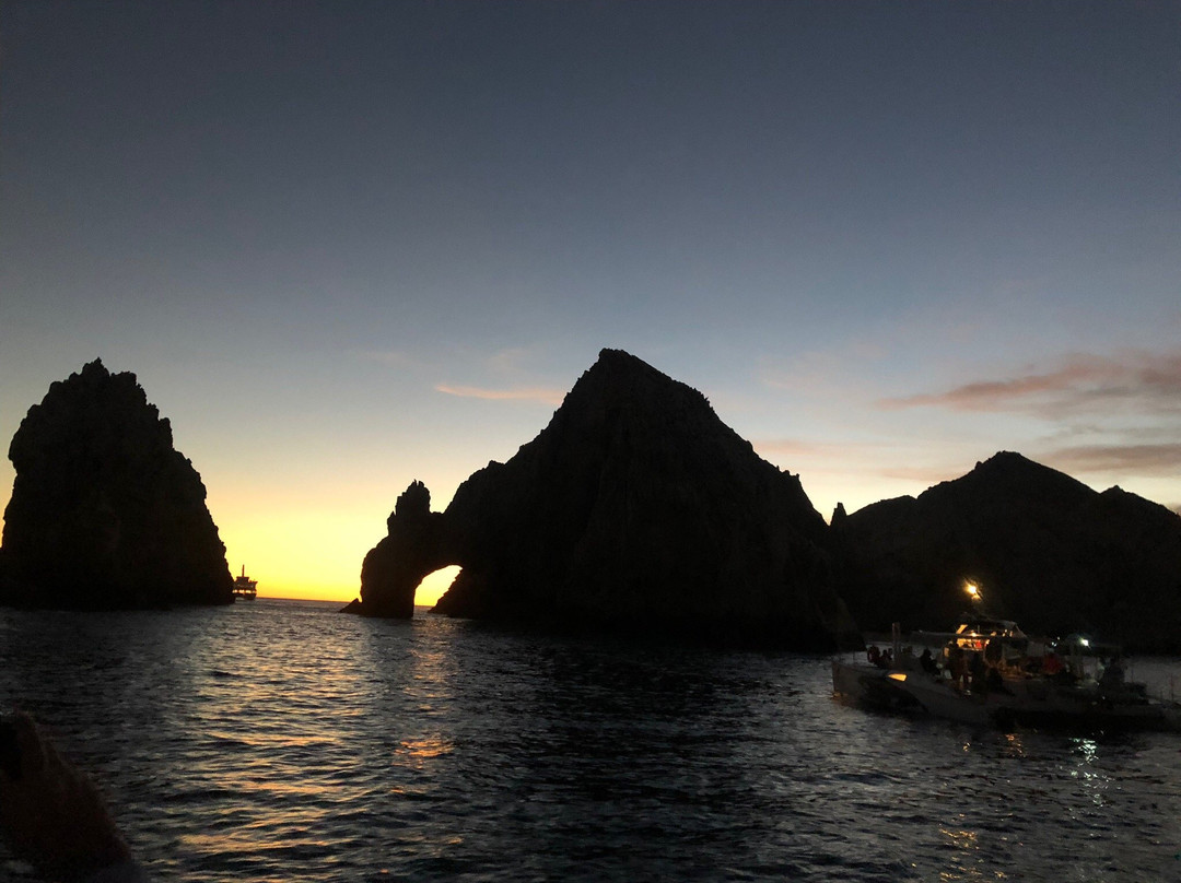 Cabo Adventures - Luxury Sailing Adventure景点图片