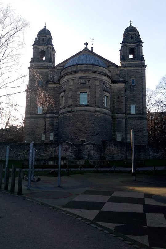 St Cuthbert's Parish Church景点图片