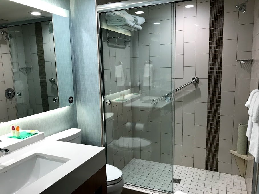 Hyatt Place Augusta-浴室