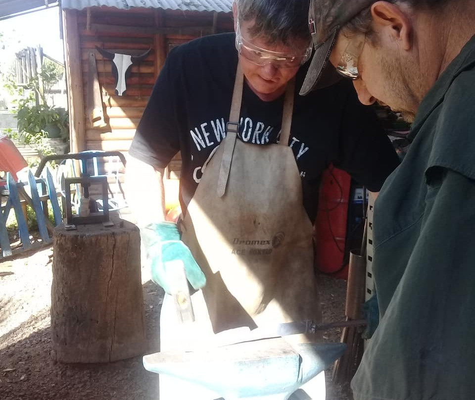 Brits旅游景点-Blue Dragon Forge