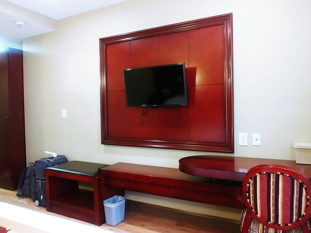 The Queens Hotel主图