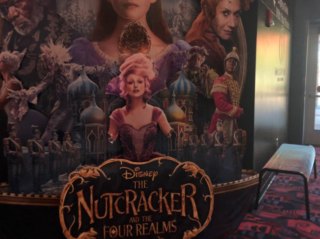 AMC Manteca 16-曼特卡必去景点