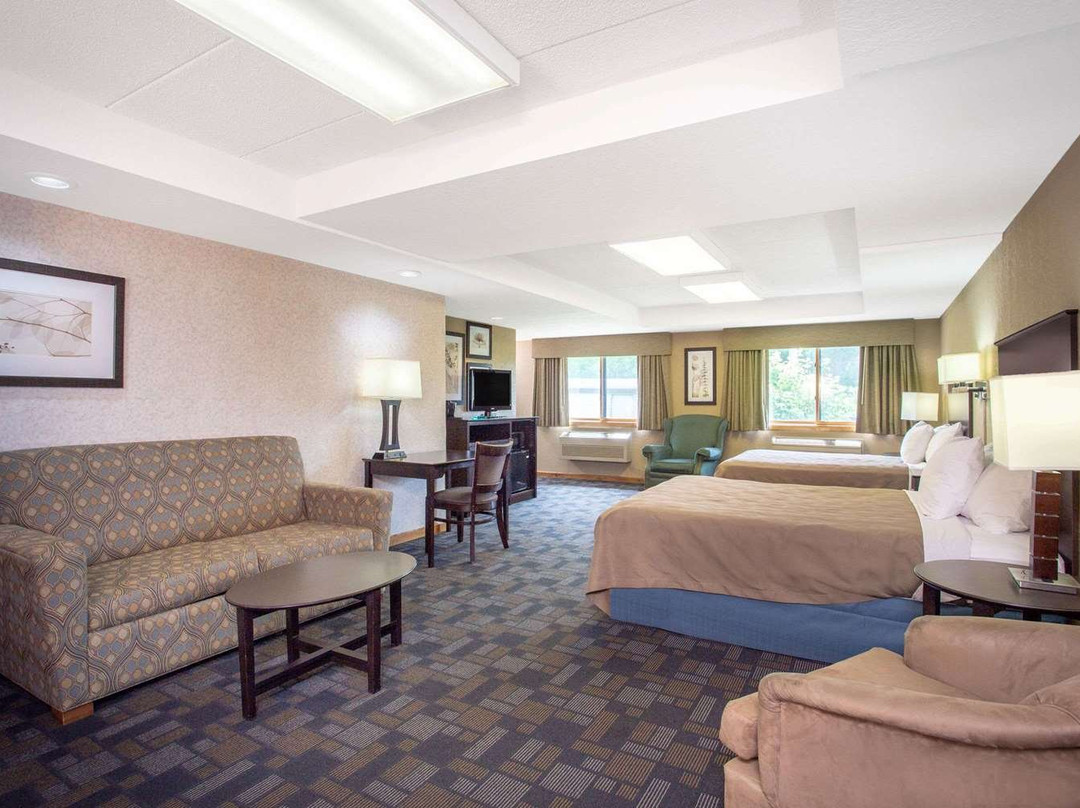 AmericInn by Wyndham Hayward主图