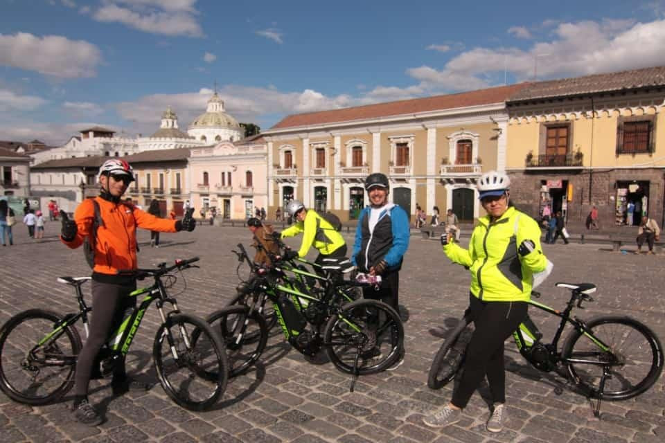e-bike tour Ecuador-基多必去景点