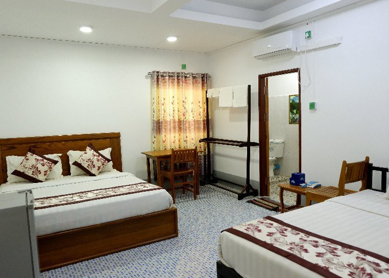 Naung Yoe Motel
