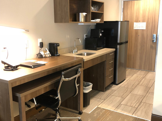 Kodiak Compass Suites主图