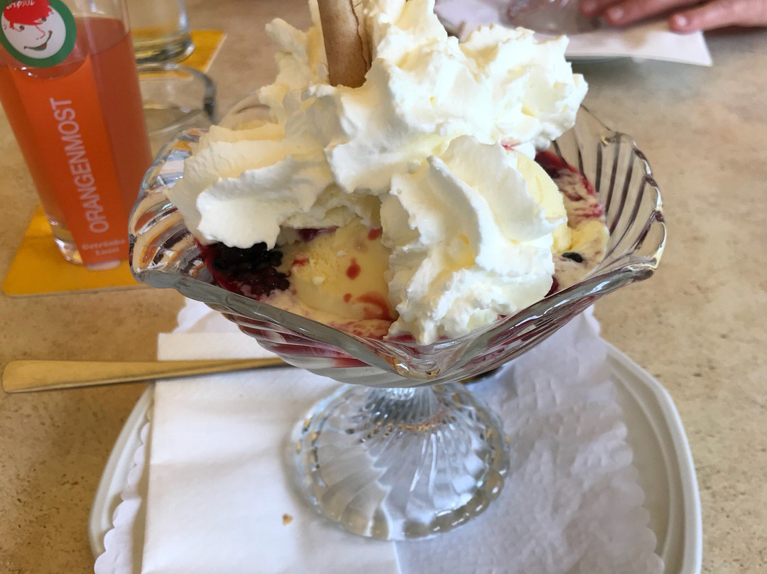 Dallenwil餐馆和美食-Restaurant Eintracht