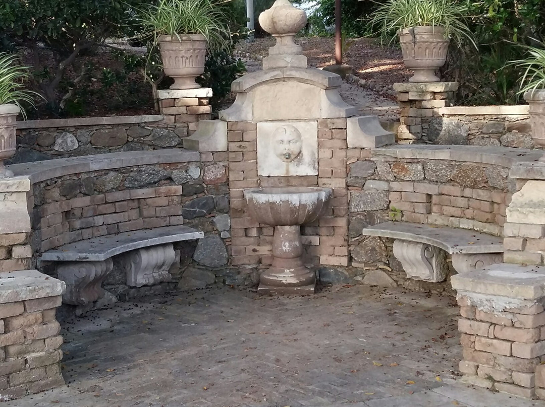 Villa Roberto-墨西拿必去景点