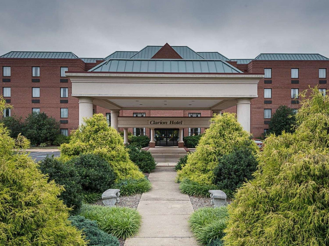Clarion Hotel & Conference Center主图