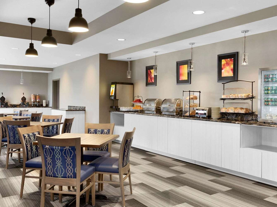 Days Inn & Suites by Wyndham Warman主图