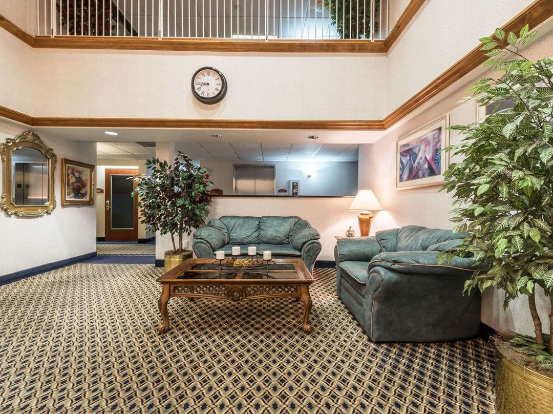 Super 8 by Wyndham Weatherford主图