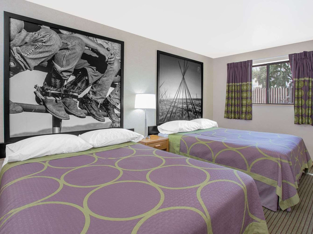 Super 8 by Wyndham Havre主图