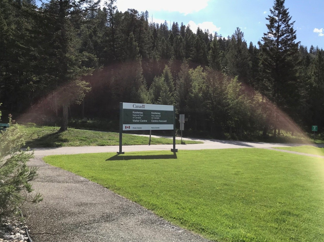 Kootenay National Park Visitor Centre景点图片