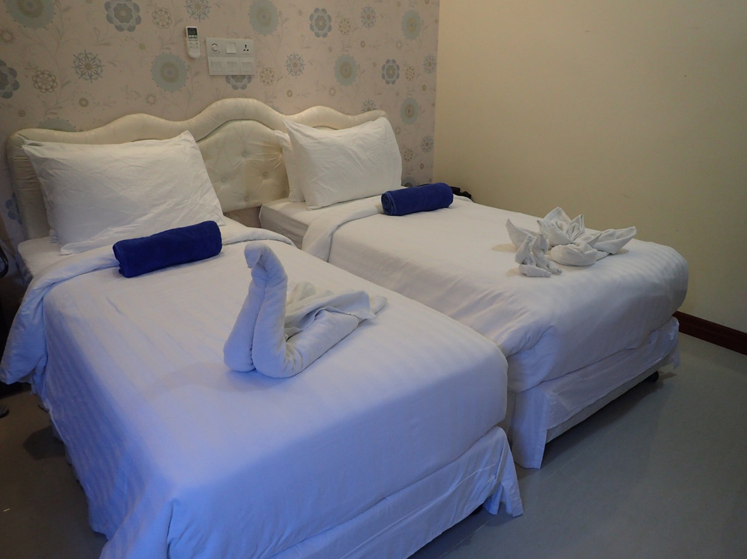 Holiday Haven Ukulhas主图