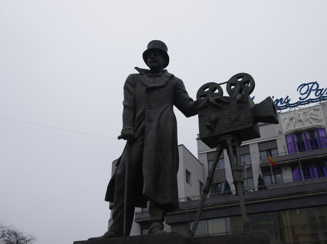 Monument to Aleksandr Khanzhonkov-罗斯托夫必去景点