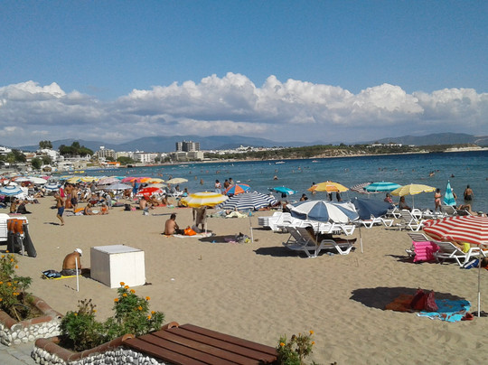 阿勒腾库姆旅游攻略图片