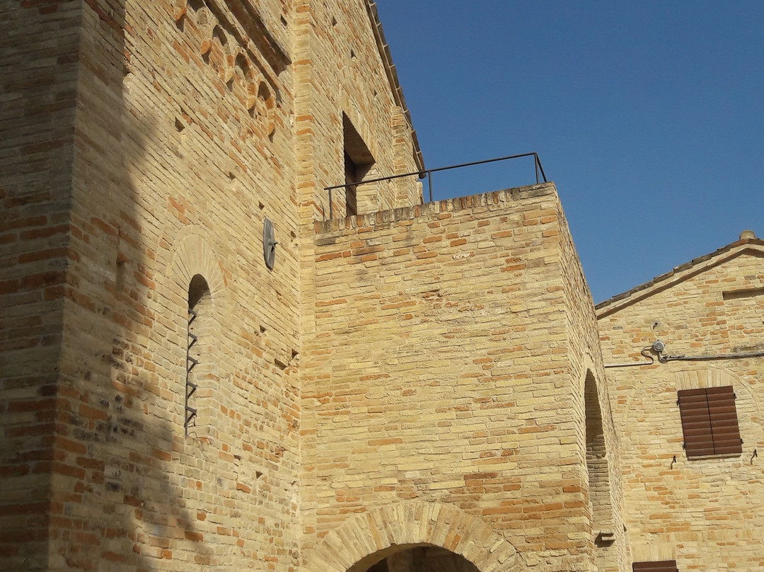 Basilica Imperiale di Santa Croce al Chienti-Sant'Elpidio a Mare必去景点