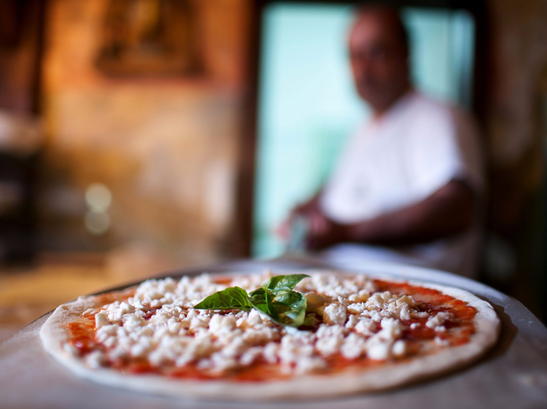 Gioia del Colle餐馆和美食-Pizzeria La Vecchia Gioia