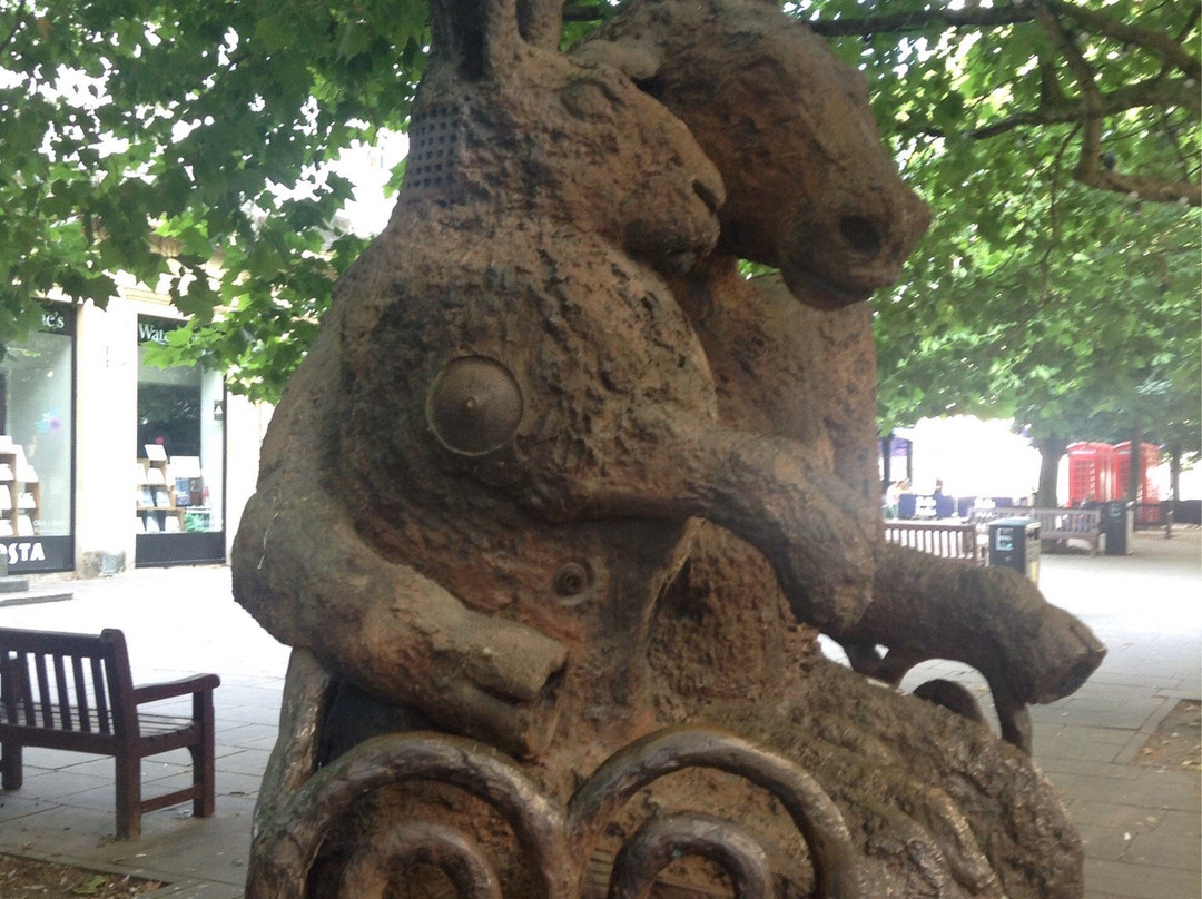 The Minotaur and the Hare-切尔滕纳姆必去景点