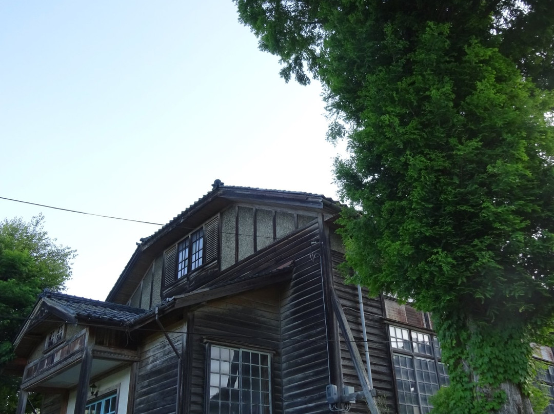 Former Yogo Elementary School Auditorium-长滨市必去景点