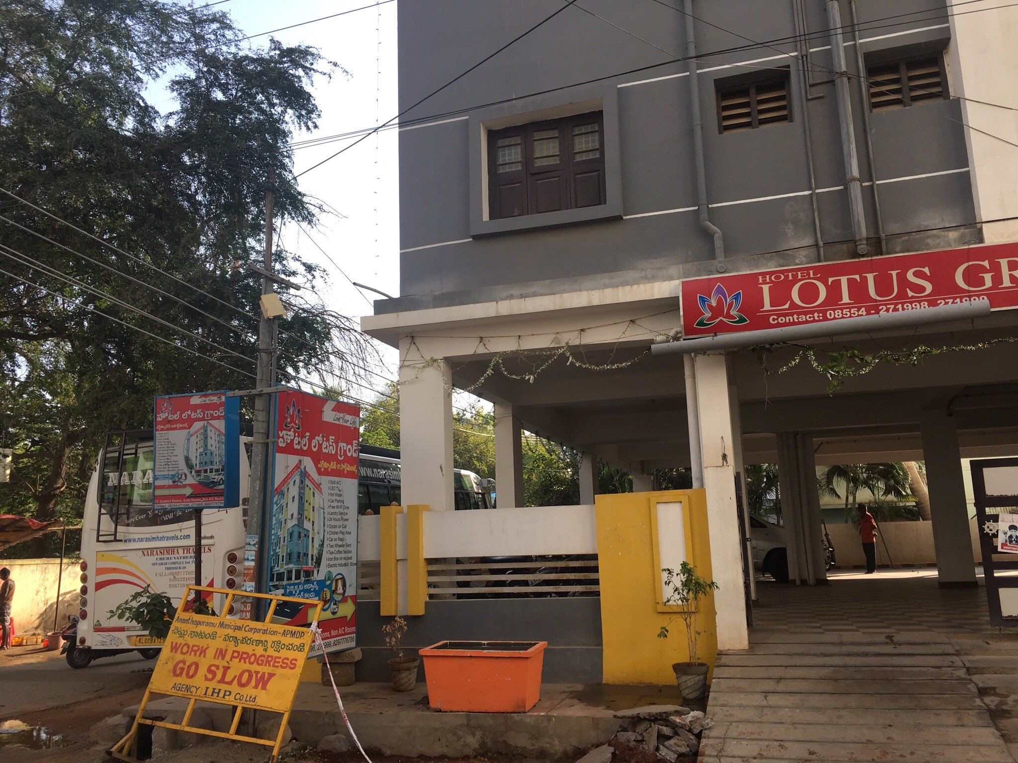 Hotel Lotus Grand-官方