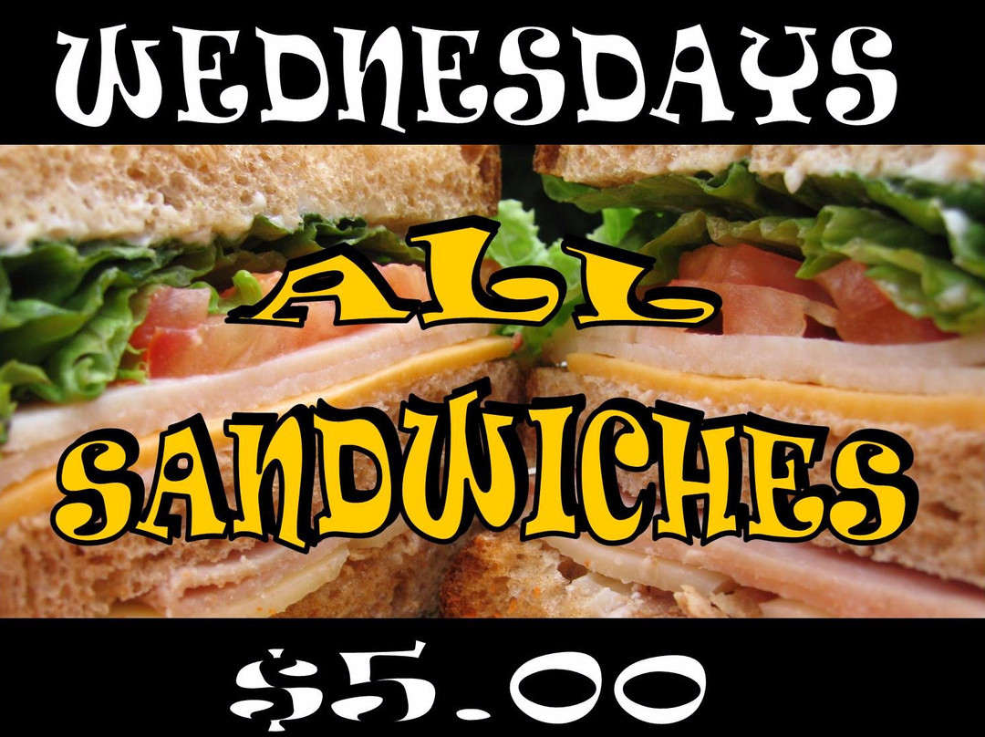 SNAPPERS GRILL & COMEDY CLUB-帕姆港必去景点