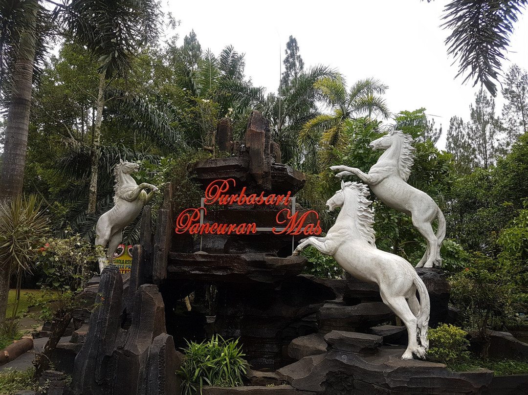Taman Akuarium Besar Purbasari