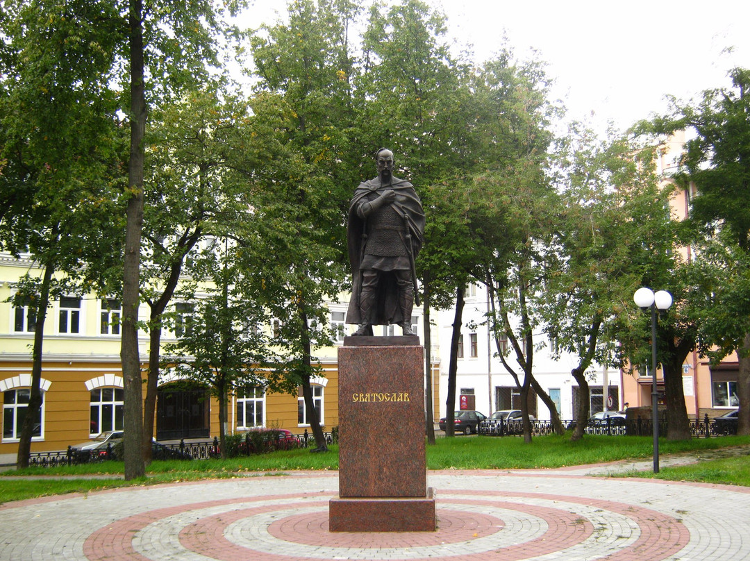 Monument to Prince Svyatoslav景点图片