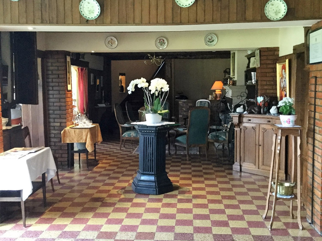 Hotel & Restaurant A L'oree Du Bois主图