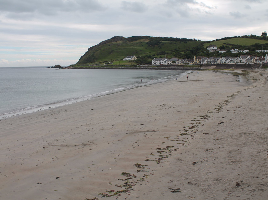 Ballygally Beach景点图片