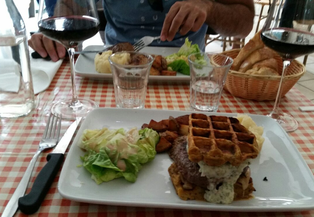 Saint-Laurent-Medoc餐馆和美食-Bistrot Chez Meme