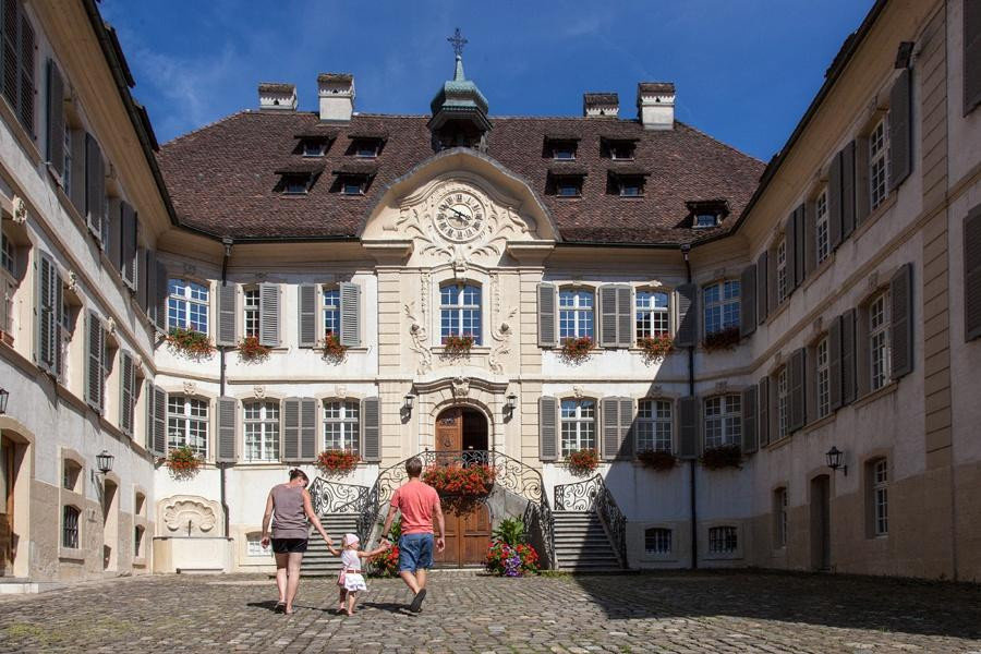 Jura Tourisme-Porrentruy必去景点
